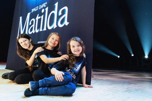Matilda-musikaalin kuvituskuva
