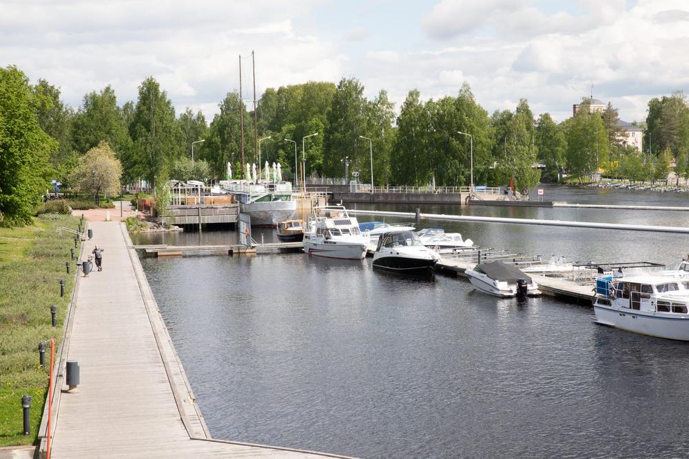 Kuvassa satama Joensuussa.