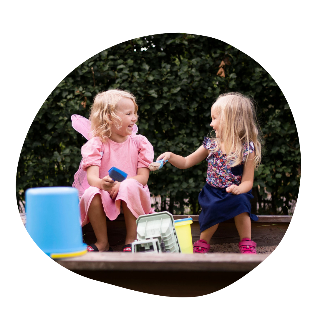 Mannerheimin lastensuojeluliiton Hämeen piiri ry tuottaa monenlaisia maksuttomia palveluja perheille, lapsille ja nuorille Päijät-Hämeen, Pirkanmaan ja Kanta-Hämeen alueilla.