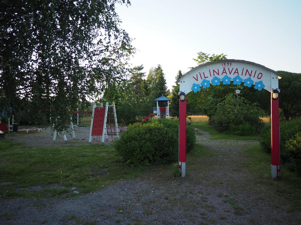 Leikkikenttä Vilinävainio Länkipohjassa