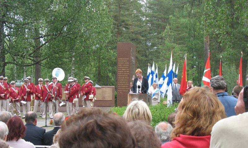 Tasavallan presidentti Tarja Halonen piti muistopuheen Tie Tammisaareen 90 vuotta -tapahtumassa 14.6.2008.