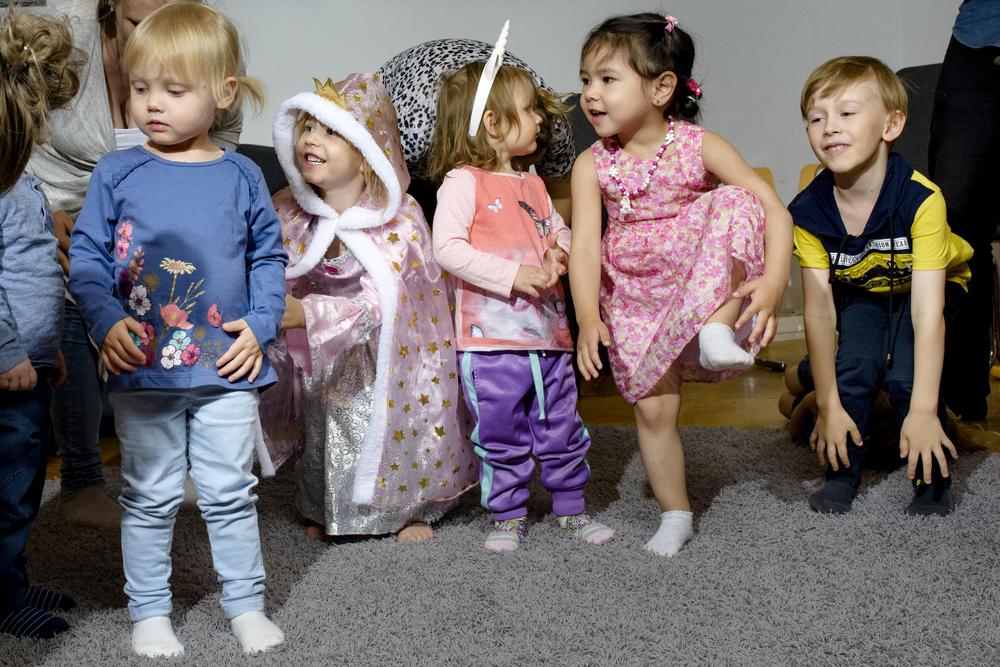 Kuvituskuva, pikkulapset