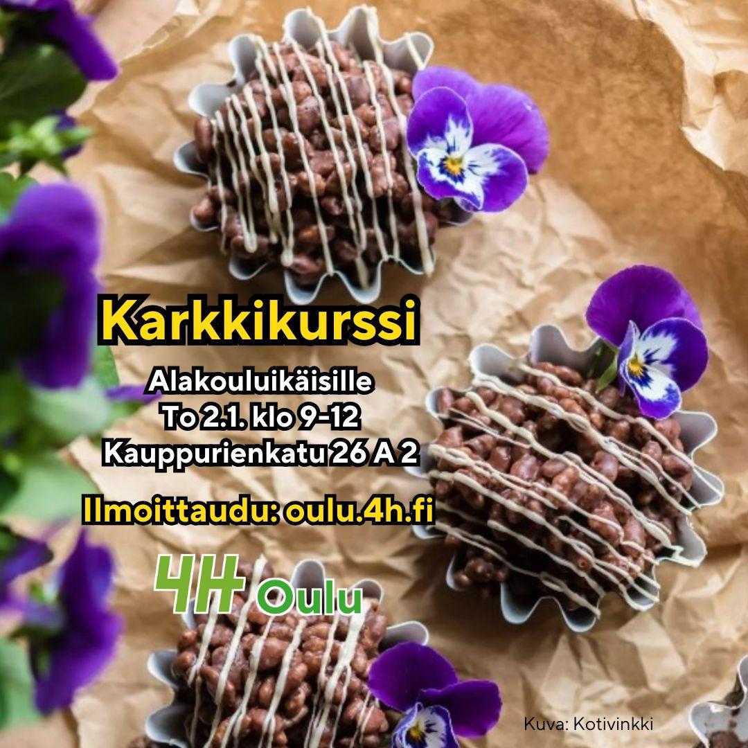 Riisimurovaahtokarkkeja pellillä, koristeena violetteja orkideoita. "Karkkikurssi Alakouluikäisille To 2.1. klo 9-12, Kauppurienkatu 26 A 2. Ilmoittaudu: oulu.4h.fi."