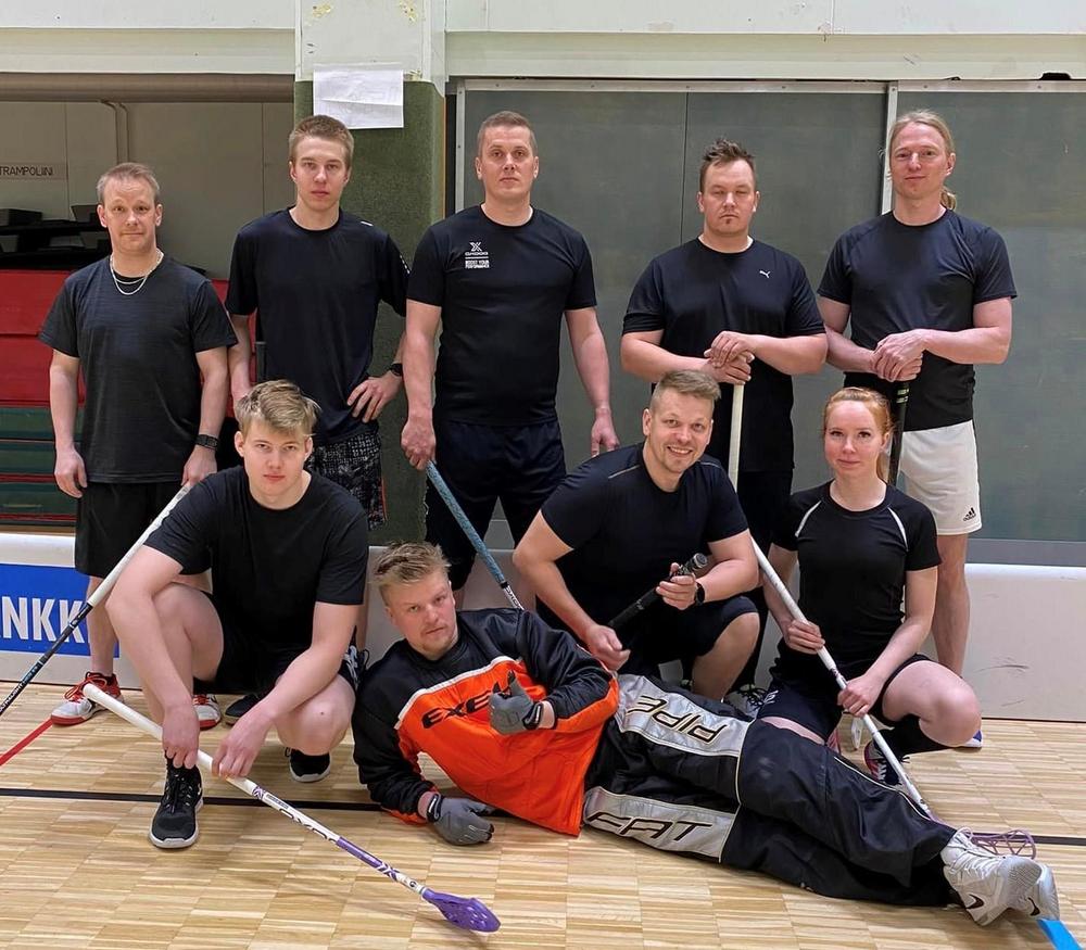 The Firebalss - joukkue (9 pelaajaa)