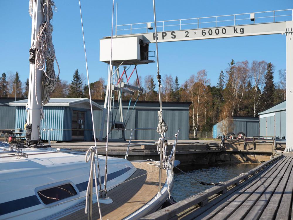 Rauman Purjehdusseuran monipuoliset ja edulliset telakkapalvelut Petäjäksessä