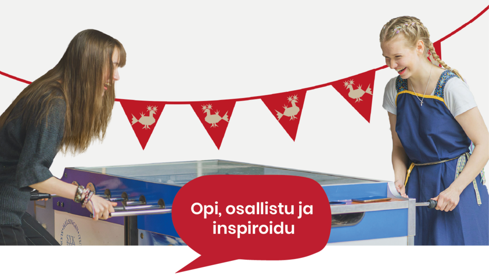 Kaksi iloista karjalaista nuorta pelaamassa peliä. Kuvassa puhekupla, jossa lukee Opi, osallistu ja inspiroidu.