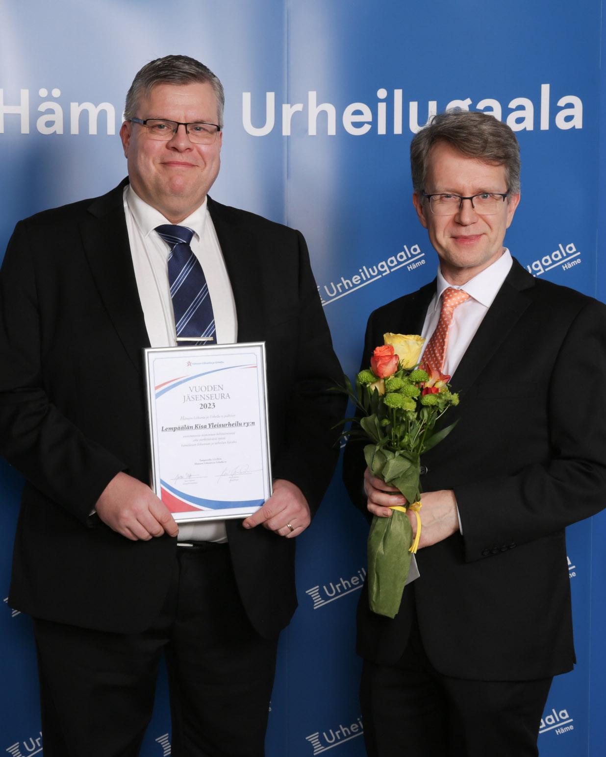 HLU:n vuoden jäsenseura 2022 Hämeenlinnan Uimaseura ry.