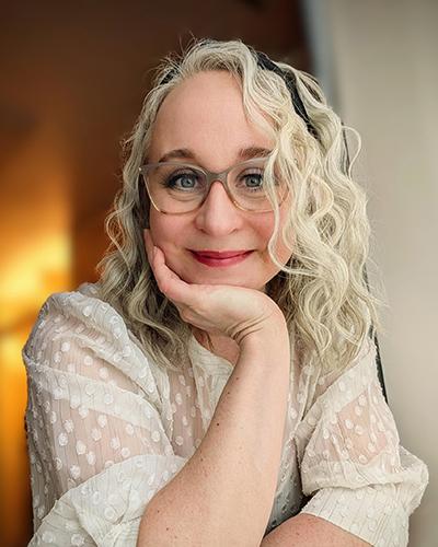 Hallituksen jäsen Eveliina Honkajuuri-Salokannas.