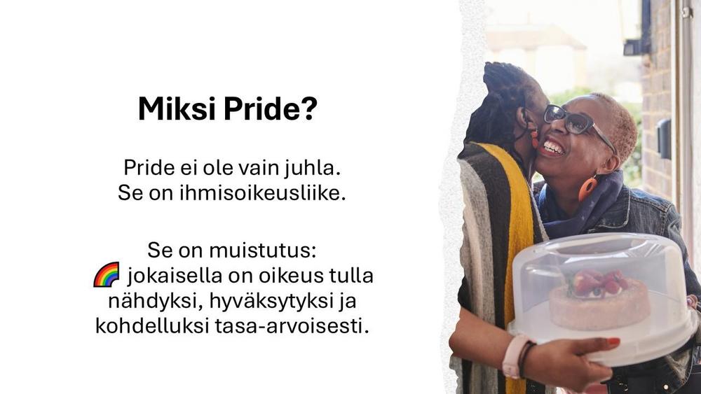 naiset halaavat