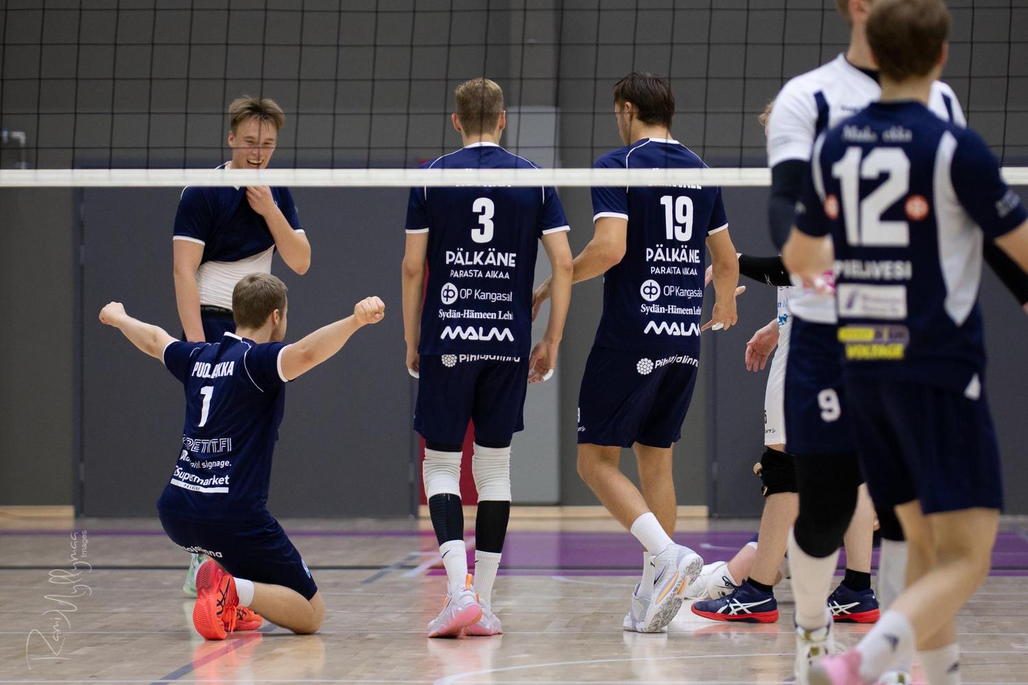 Lukko lähti kukonlaulun aikaan Savonlinnaan East Volley keskittyi