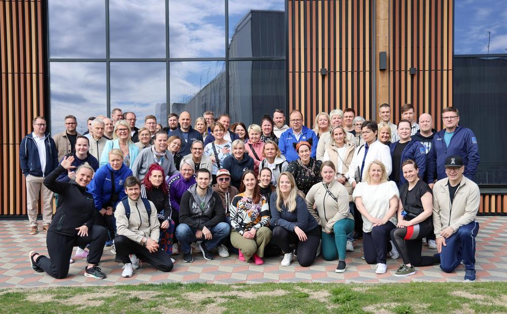 Ryhmäkuva Liikunnan aluejärjestöjen työntekijät