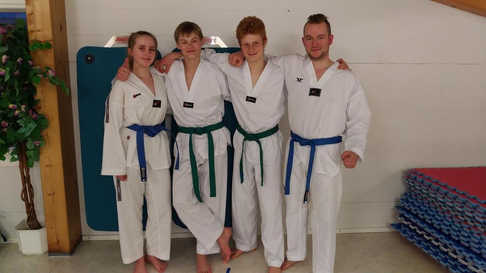 Emmi (vas.), Veikka, Lucas ja Jani