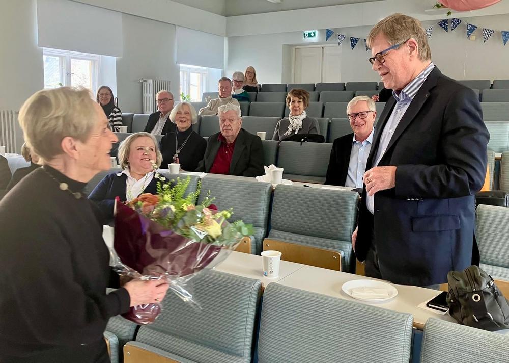 Vuosikokous nimitti perustajajäsenen, varapuheenjohtaja emerituksen Timo Sarvilinnan Ystävien kunniajäseneksi