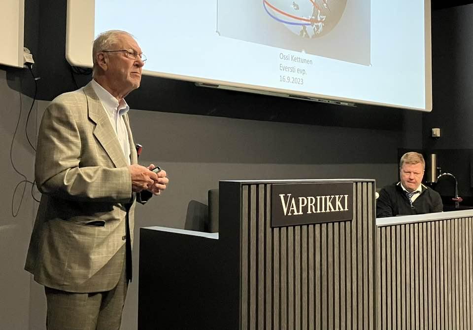 Eversti Ossi Kettunen teki selväksi minkälaisessa murroksessa on arktisen alueen geopolitiikka