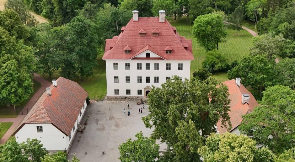 Suomen kansallismuseon museoperheeseen kuuluva Louhisaaren kartanolinna.
Kuva: Suomen kansallismuseo