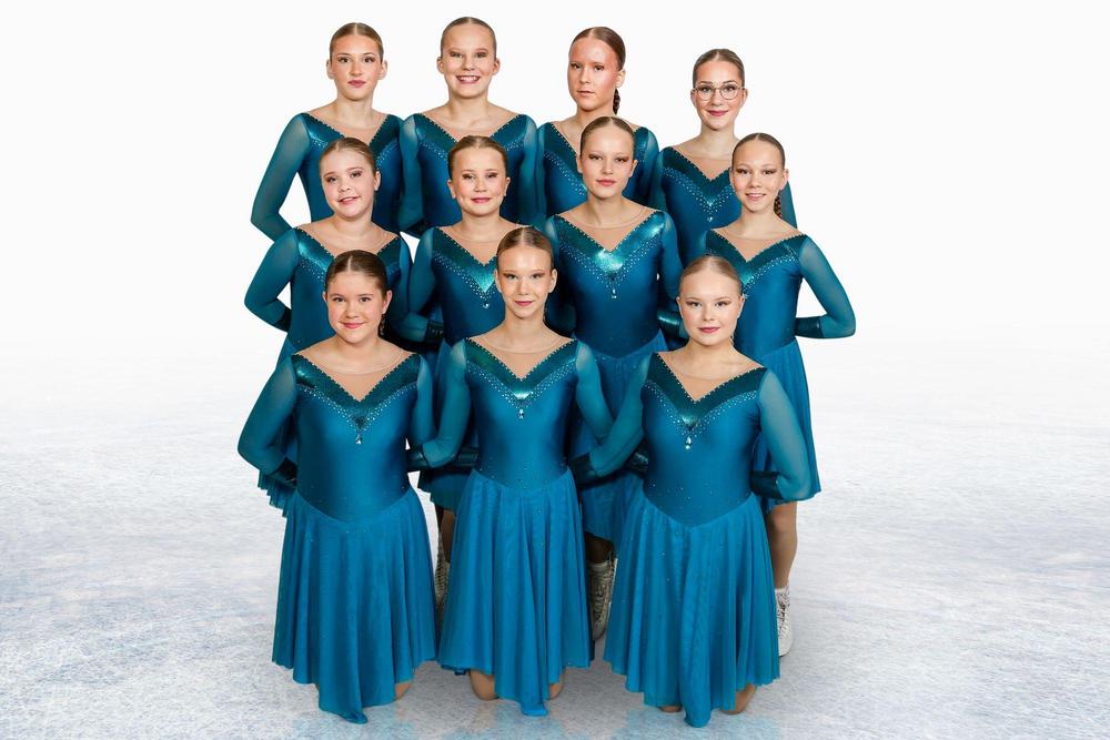 Team White Pearl 2024-2025