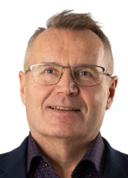 VARAPUHEENJOHTAJA
Pekka Kilpeläinen