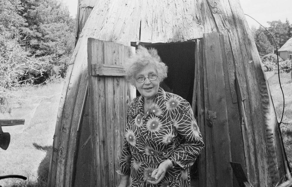 Paulīne (Poulīn) Kļaviņa. Vaid, 1987. Kuva: Dainis Kārkluvalks.
