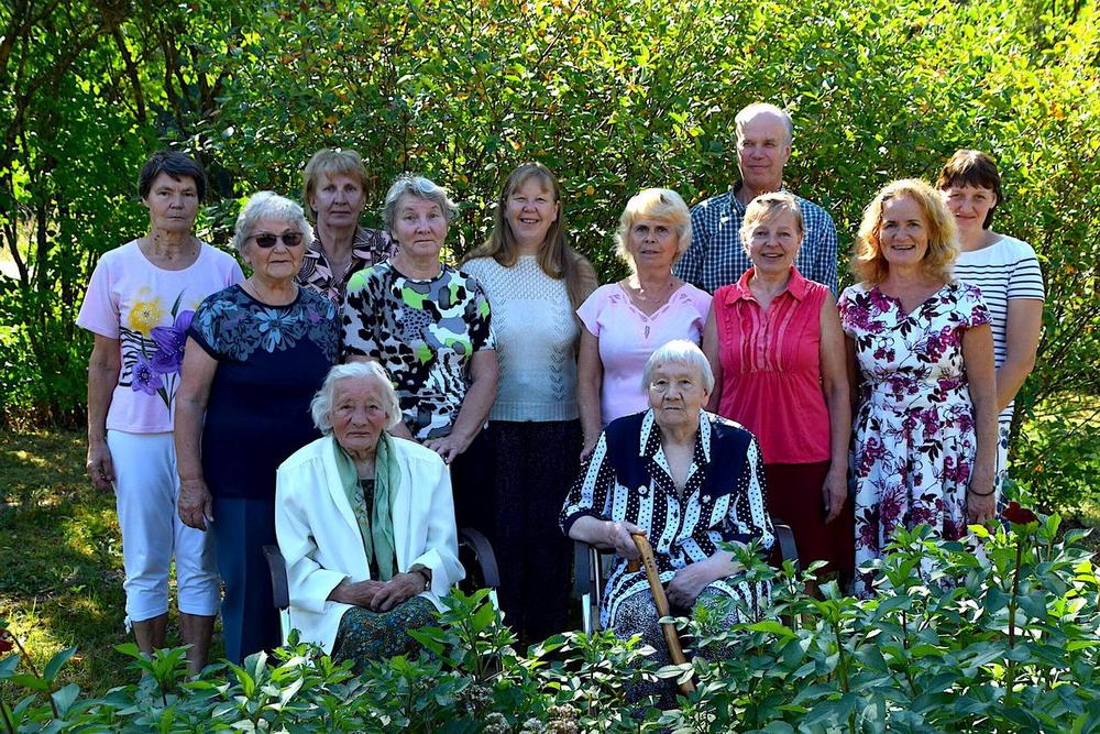 Rannakiele Üäks -aktivistien ryhmä. Lähde: rannakiel.ee