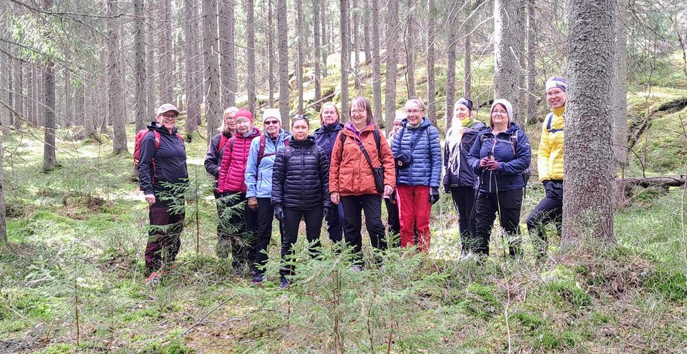 Espoon Latu ja Polku, naisten pitkien kävelyjen ryhmä kokoontuu Nuuksion ulkoilualueella