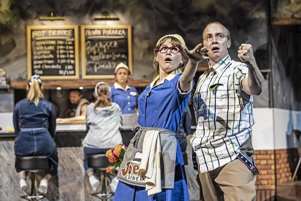 Waitress musikaali Lahden kaupunginteatterissa