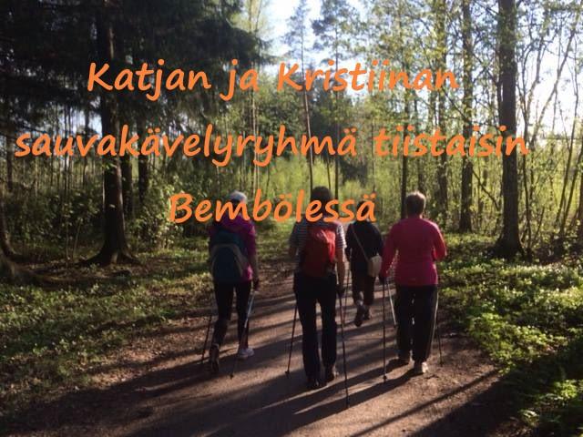 Espoon Ladun sauvakävelijät metsäpolulla