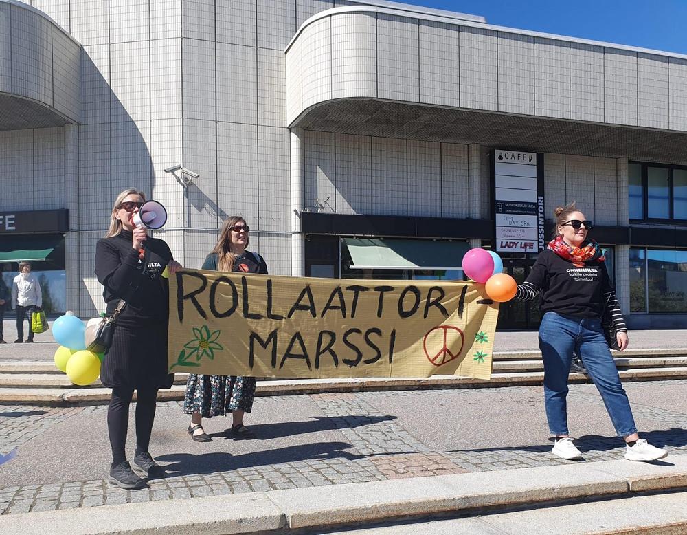 Lähdössä rollaattorimarssille