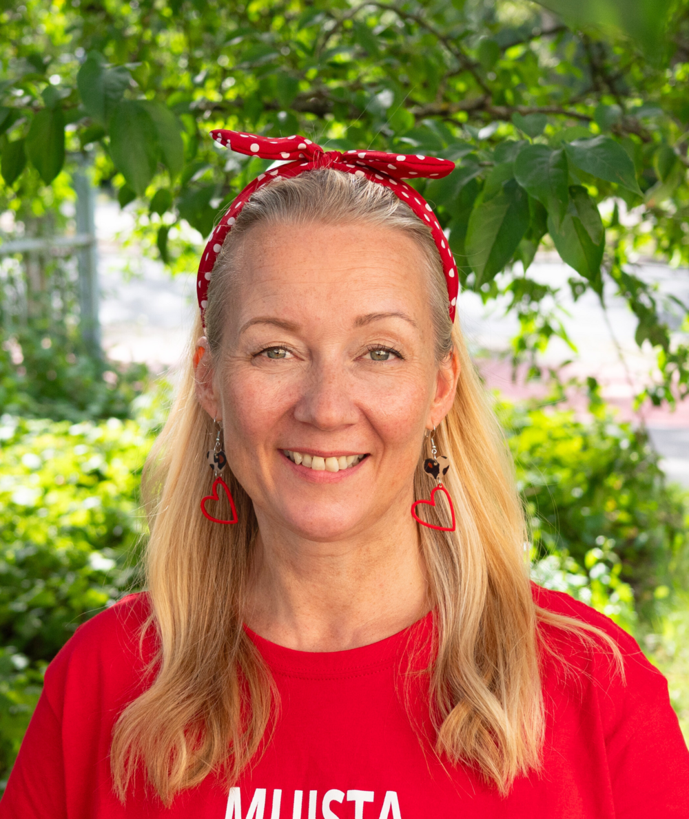 Riikka Heikkinen.