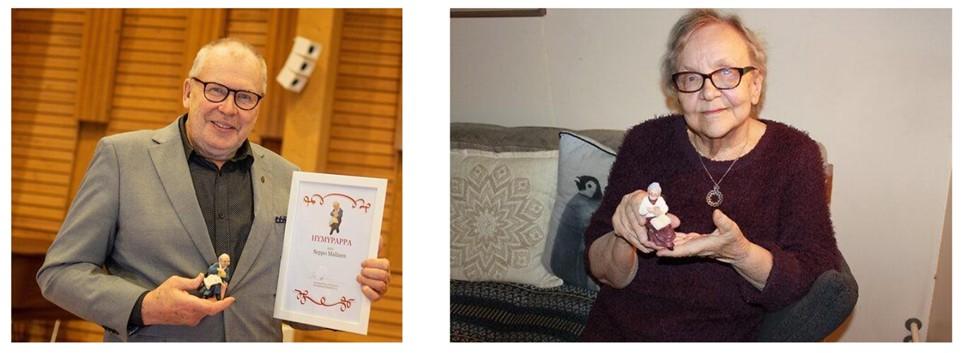 Kaksi erillistä kuvaa. Yhdessä kuvassa on hymyilevä eläkeläismies kunniataulu ja pappapatsas kädessään.  Toisessa kuvassa on hymyilevä eläkeläisnainen mummopatsas kädessään.